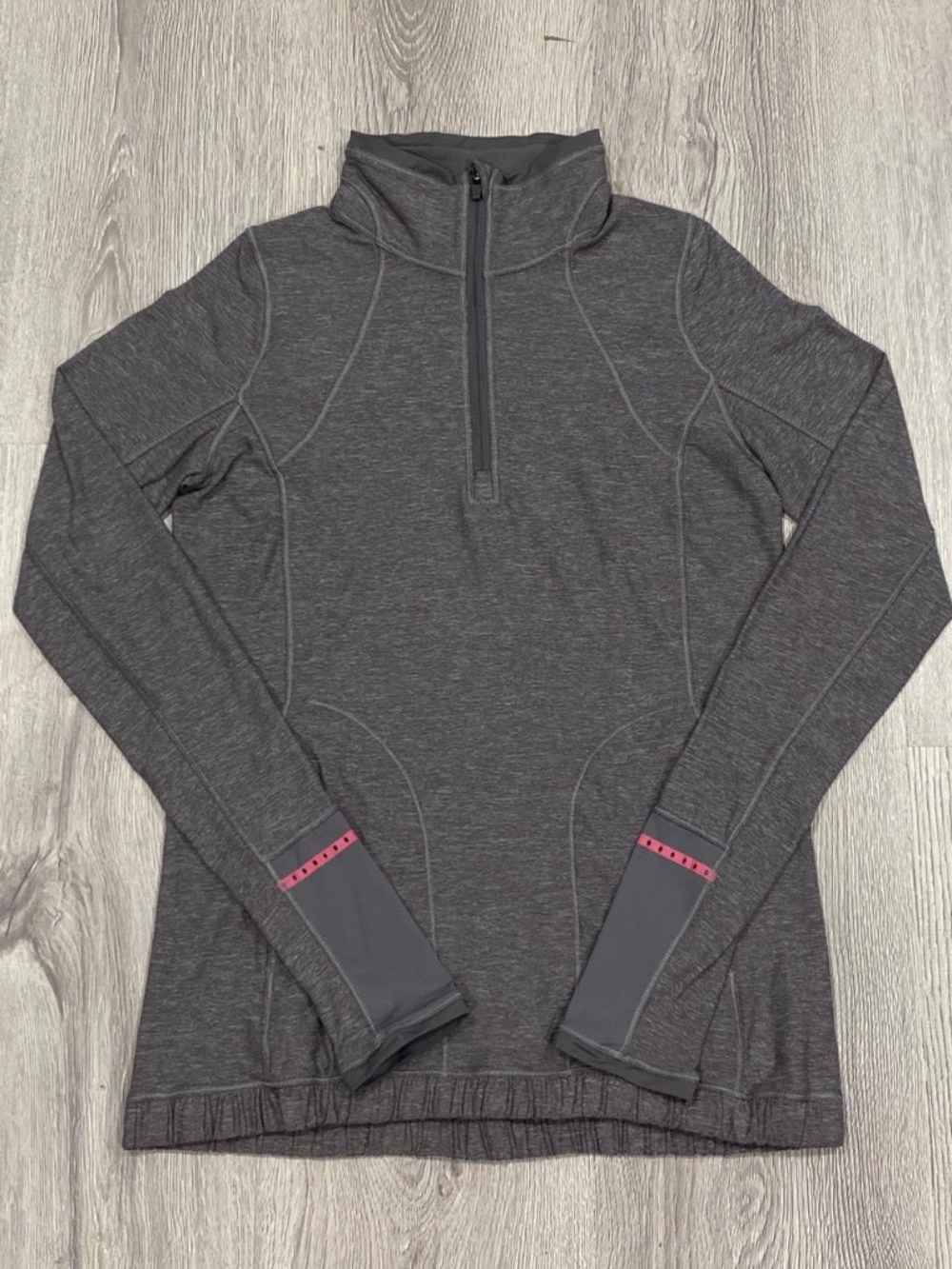 Lululemon Heathered Charcoal Grey Run Turbo Zip Pullover Reflective Trim Size 4 - Picture 7 of 9